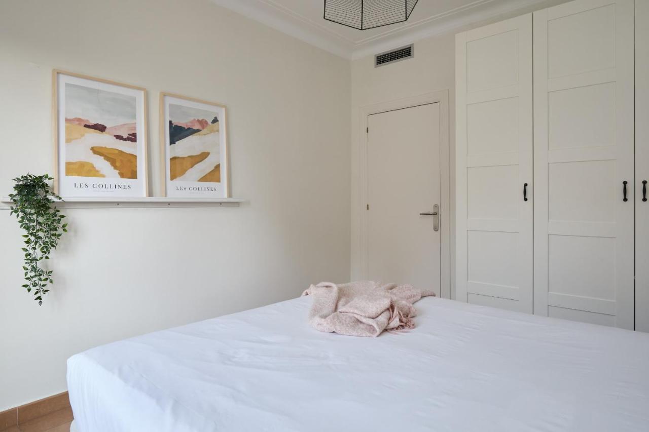 Apartmán Casa Cosi - Casanova 7 Barcelona Exteriér fotografie